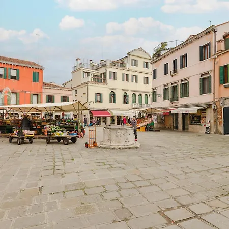 Mia Flat - 10 Min From Train Station